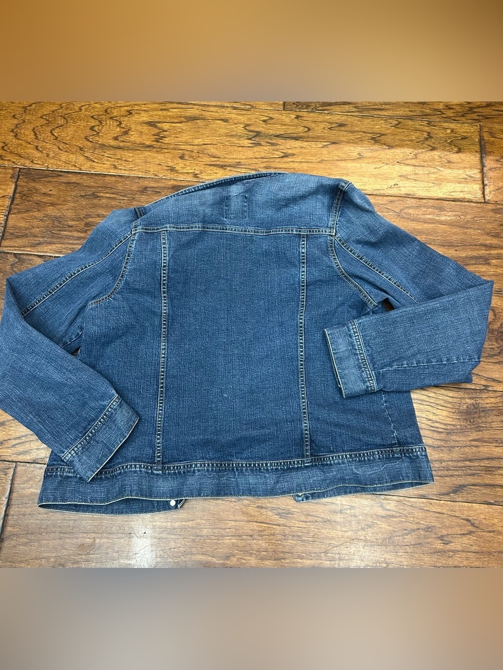 Old Navy Distressed Medium Blue Denim Jean Jacket - Picture 10 of 10